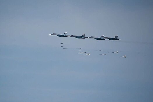 На Каспии начались многосферные учения военной авиации