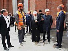 Минтимер Шаймиев осмотрел воссоздаваемый Собор Казанской иконы