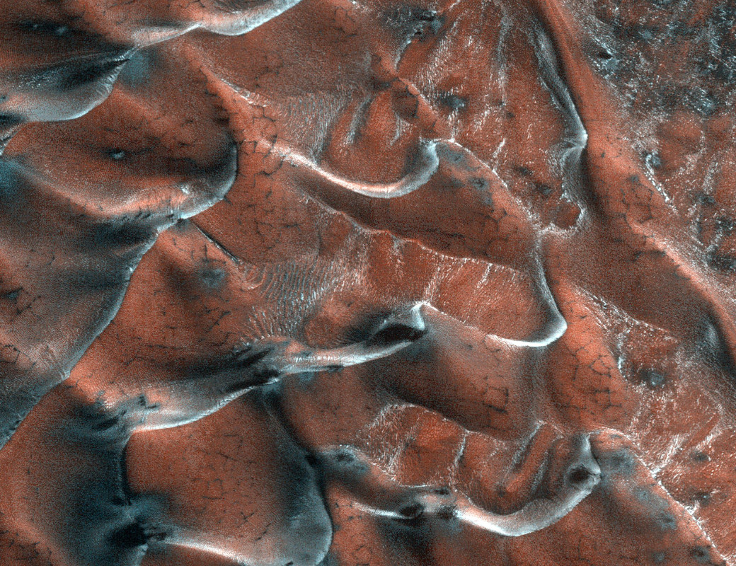 Находки марсохода доказали наличие воды вблизи экватора Марса