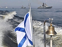 Украинские моряки поздравили российских с Днем ВМФ