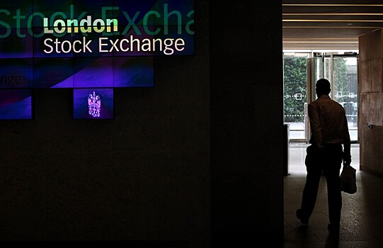 Рынок акций Великобритании закрылся падением, Investing.com Великобритания 100 снизился на 0,44%