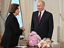 Владимир Путин лично вручил Валентине Терешковой орден Гагарина
