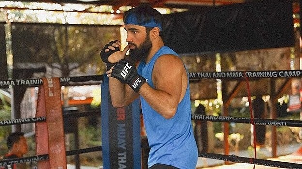 Бойца UFC Хусейна Асхабова задержали в Таиланде