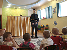 Кадеты Оренбургского ПКУ поздравили детей областного Дома ребенка и социально-реабилитационного центра «Гармония» с наступающим Новым годом