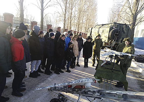 Юнармейцев Татарстана пригласили на сборы в десантно-штурмовую бригаду в Ульяновске
