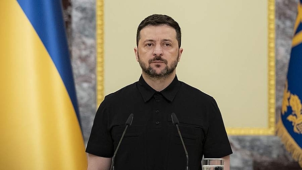 Зеленский прибыл во Францию