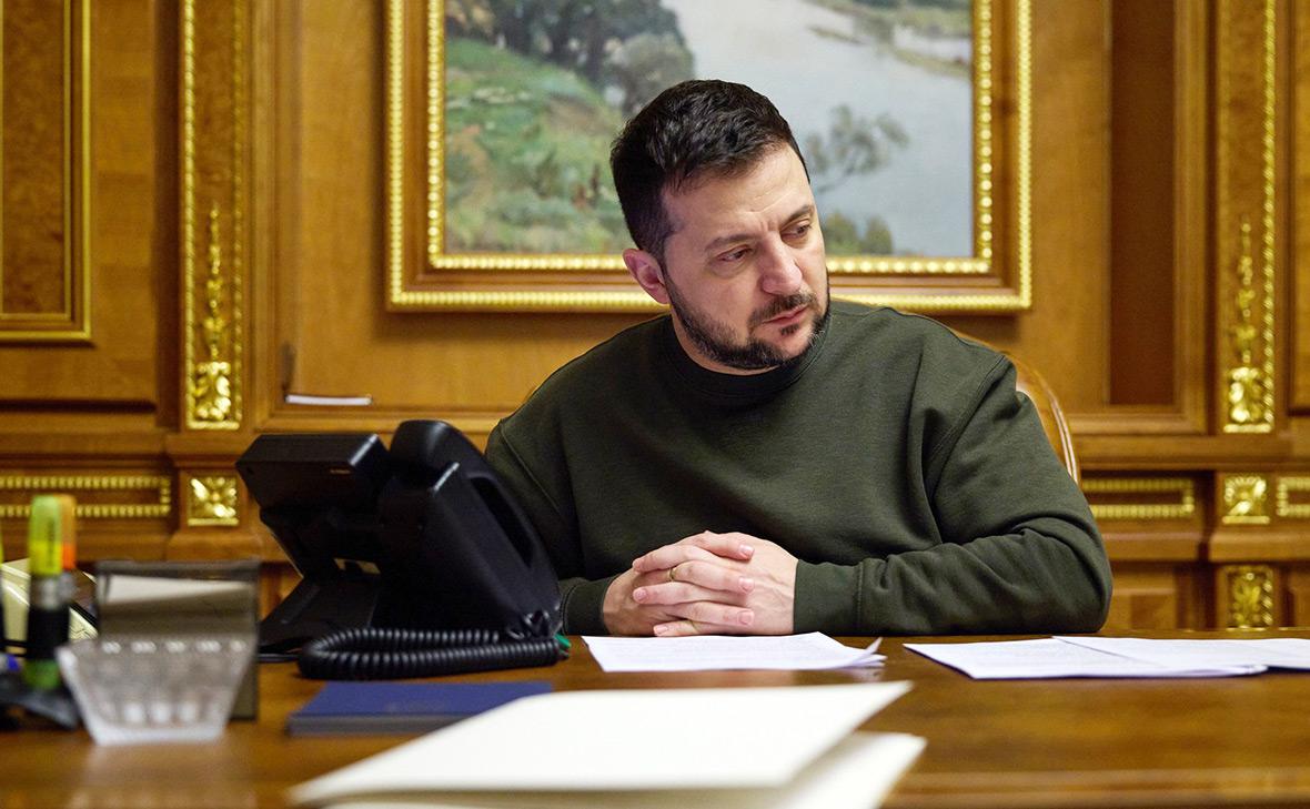 На Украине рассказали о тайном обещании главы МИ-6 Зеленскому