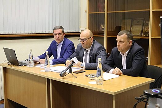 Депутаты Саратовской облдумы ответили на вопросы жителей по поводу отопсезона