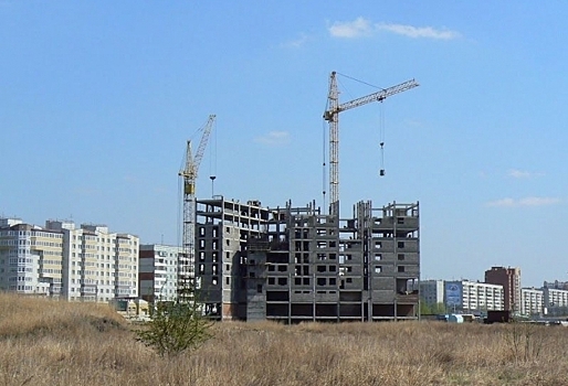 Омские строители увеличили отчисления по налогам сразу на 2,1 млрд рублей