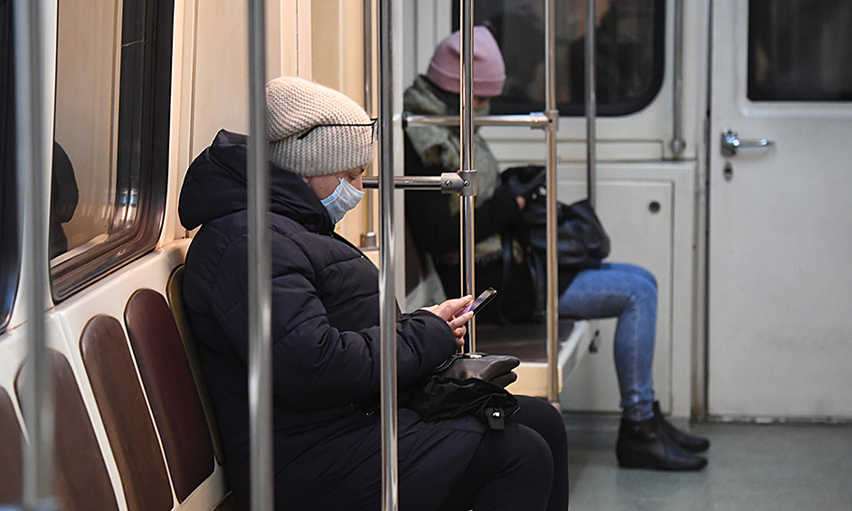 Уже  в субботу количество пассажиров Московского метрополитена в первый выходной перед нерабочей неделей уменьшилось на 67%.