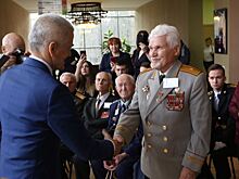 В СЗАО наградили ветеранов к Юбилею Победы