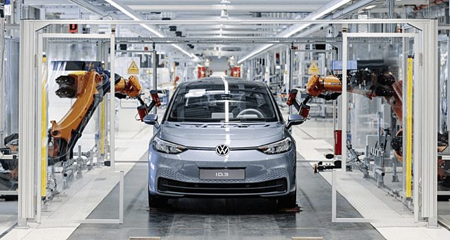 116-летний завод Volkswagen остановил выпуск бензиновых машин