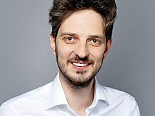 Уехавший весной в Израиль иностранный агент Максим Кац объявлен в федеральный розыск в России