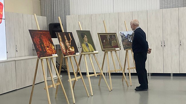 В Ижевске открылась выставка к 90-летию народного художника Удмуртии
