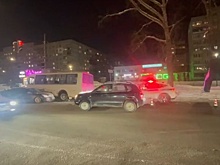 Легковушка протаранила автобус в Нижнем Новгороде