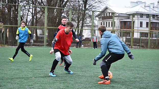 Две дворовые команды по футболу из Вологды вышли в региональный этап «Уличного красавы»
