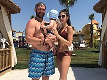В Сети умилились нежным снимком Александра Овечкина с маленьким сыном