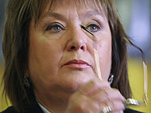 Наталья Витренко раскритиковала правительство за травлю сына