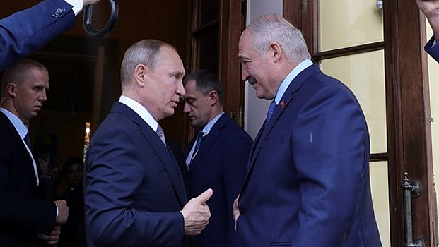 Политолог: в Кремле уже нашли для Лукашенко замену