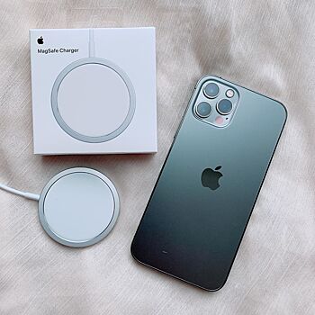 Сотрудники индийского IT-завода разгромили предприятие за задержку зарплаты