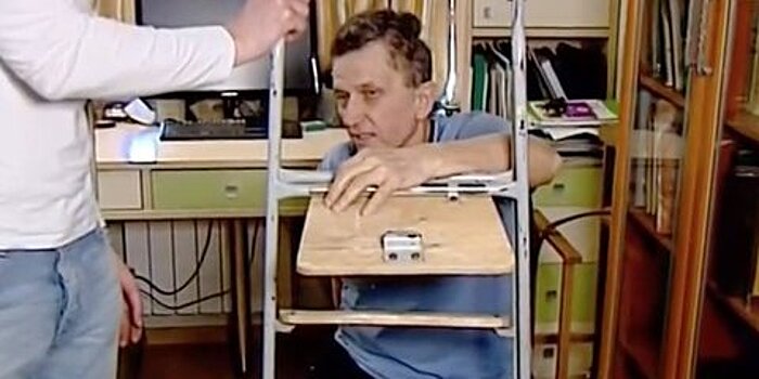 Водитель избил пенсионера на пешеходном переходе