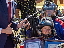 В Кабардино-Балкарии 104-летний аксакал пролетел на мотопараплане