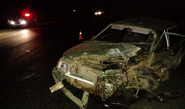 Под Волгоградом пьяный водитель остался после ДТП с фурой