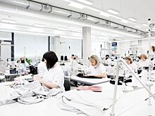 Свердловская швейная фабрика, получившая 77 миллионов рублей господдержки, презентовала инновационную коллекцию