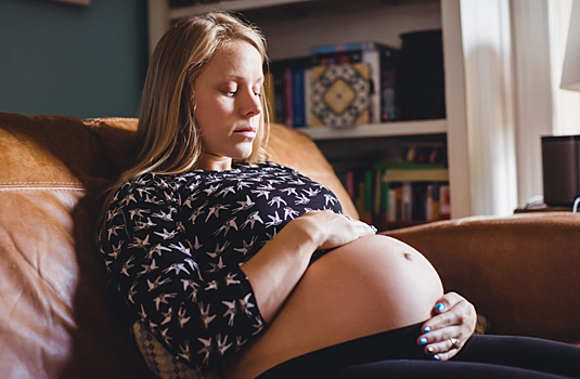 Новая реальность: что должна знать будущая мама о родах в период пандемии коронавируса