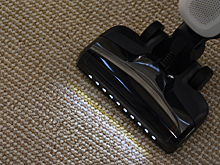 Можно ли запретить соседям пылесосить по ночам: отвечает юрист