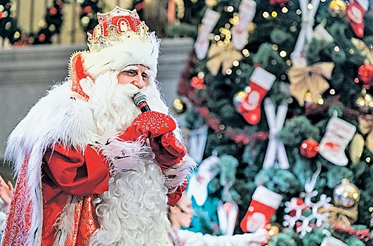 Дед Мороз поздравит с Новым годом гостей Центрального Детского Магазина
