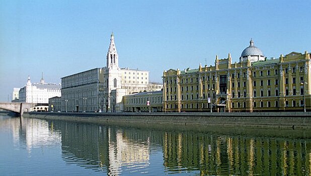 В Москве будет облачно с прояснениями и дождь