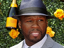 «Вали отсюда»: 50 Cent высмеял Мейвезера