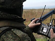 Операторы FPV-дронов уничтожили Leopard на Южнодонецком направлении