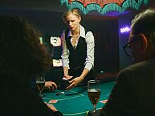 Вышел трейлер комедийного сериала «Нам покер» с Сашей Бортич