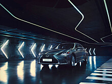 Обновленный Lexus ES начали продавать в России