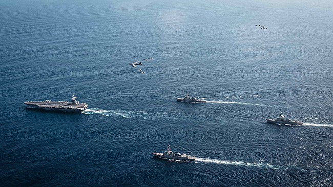 Бесполезные корыта: китайцы теперь могут топить самые современные авианосцы США