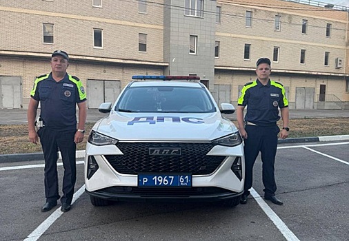 Полицейские Ростовской области помогли доставить роженицу в больницу