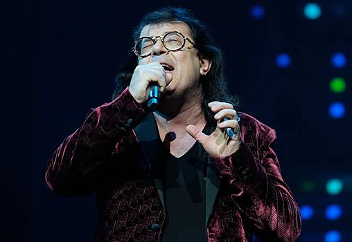 Корнелюк отреагировал на слова Макаревича фразой о бесконечной глупости