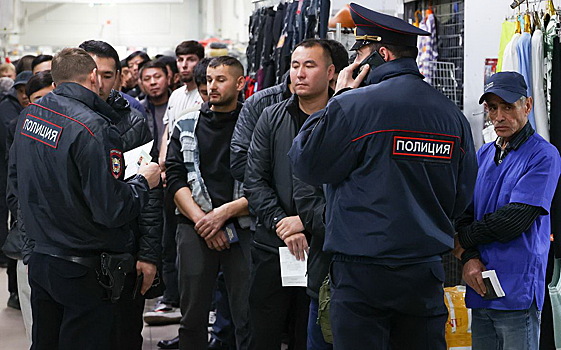 Россия закрывает двери для мигрантов. Диаспоры в панике