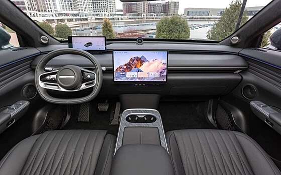 Кресло с нулевой гравитацией, запас хода 1180 км... А цены?