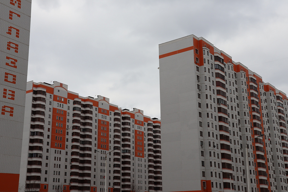 Курянина приговорили к принудительным работам за мошенничество с балконами