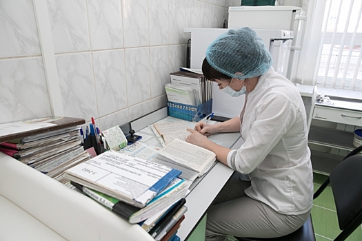 В селах Волгоградской области построят и модернизируют 47 медучреждений