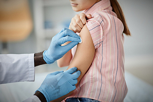 Бразилия получила третью партию вакцин для детей