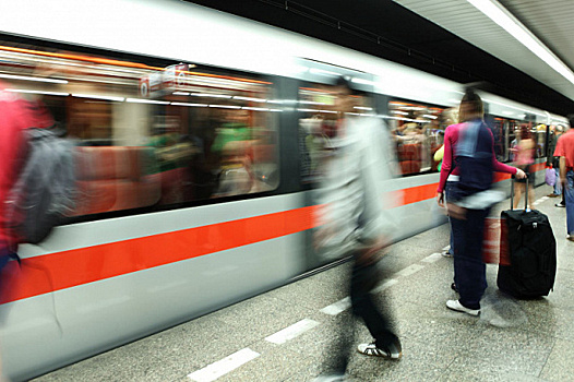 Компания из КНР производит поезда метро для Португалии