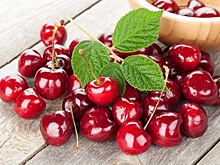 Почему женщинам запрещали есть черешню
