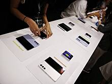 Samsung пригрозили запретом на продажу складных смартфонов
