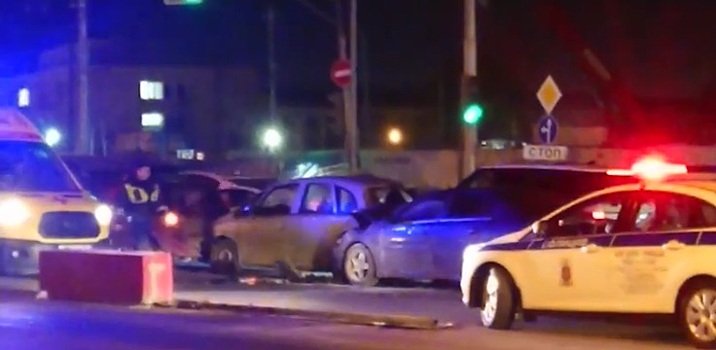 Два человека пострадали в ДТП в Москве