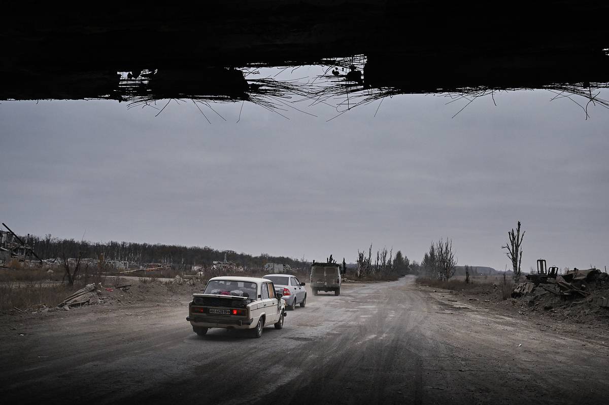 ВСУ эвакуировали командиров и бросили на гибель свою пехоту в Курахово