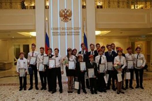 Детей-героев из Челябинской области поблагодарил министр МЧС России